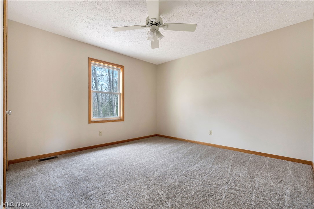 2041 Old Elm Street NE Canton OH 44721
