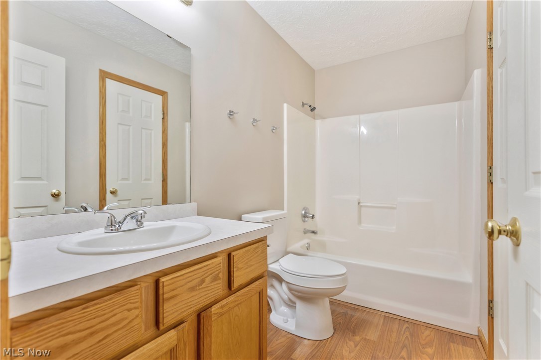 2041 Old Elm Street NE Canton OH 44721