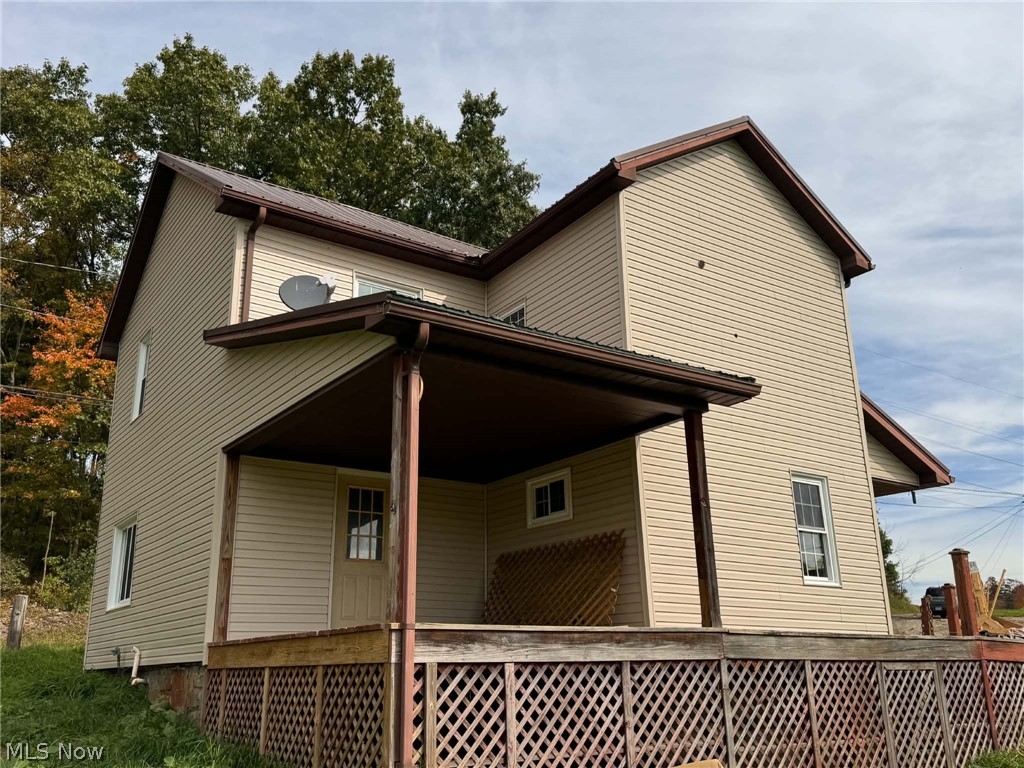 2058 Salineville Carrollton OH 44615