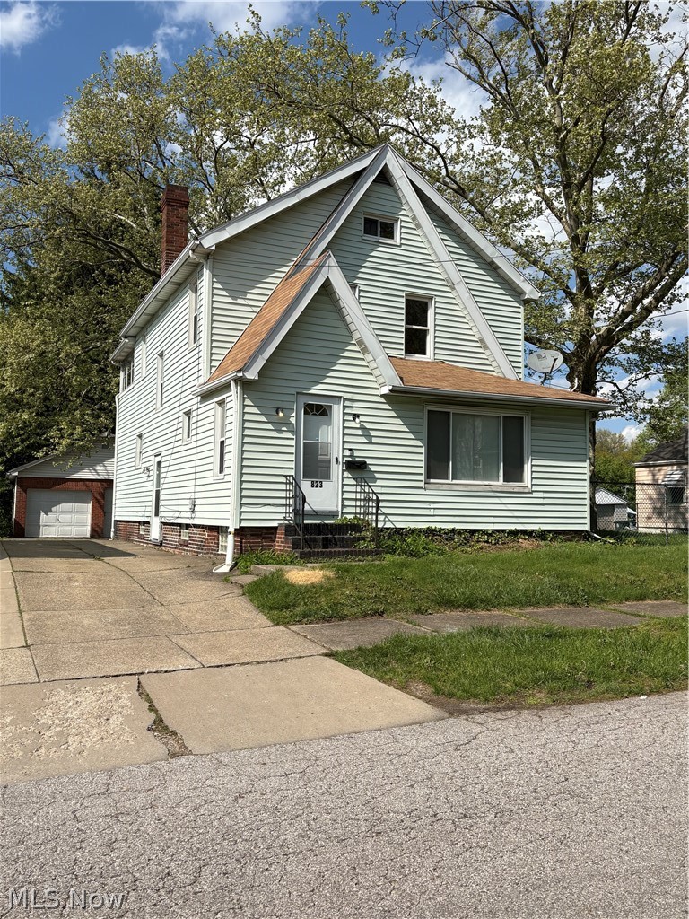823 Marie Avenue Akron OH 44314