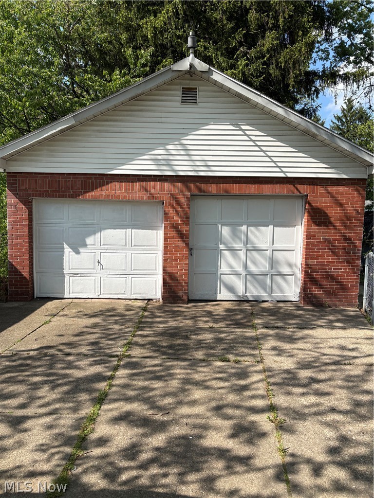 823 Marie Avenue Akron OH 44314