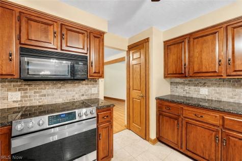 679 S Lake Street Amherst OH 44001