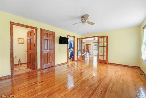 679 S Lake Street Amherst OH 44001