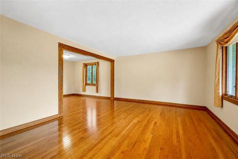 679 S Lake Street Amherst OH 44001