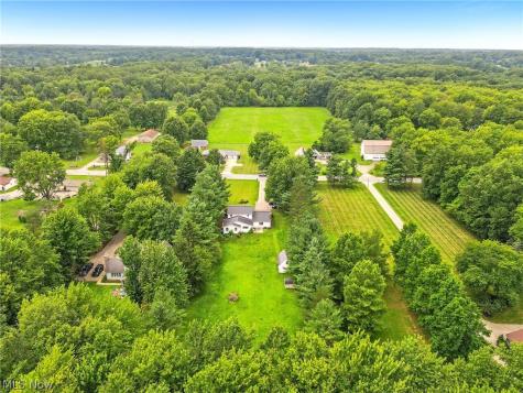 679 S Lake Street Amherst OH 44001