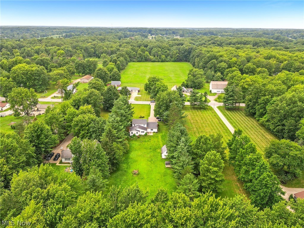 679 S Lake Street Amherst OH 44001