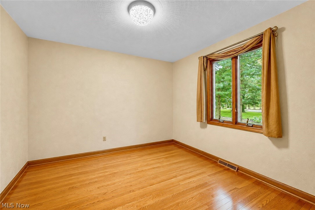 679 S Lake Street Amherst OH 44001