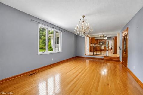 679 S Lake Street Amherst OH 44001