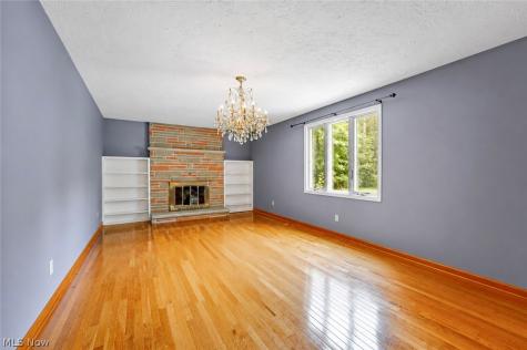 679 S Lake Street Amherst OH 44001
