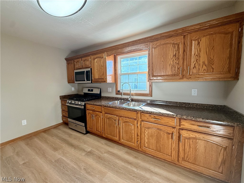 1633 E 34th Street Lorain OH 44055