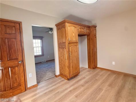 1633 E 34th Street Lorain OH 44055