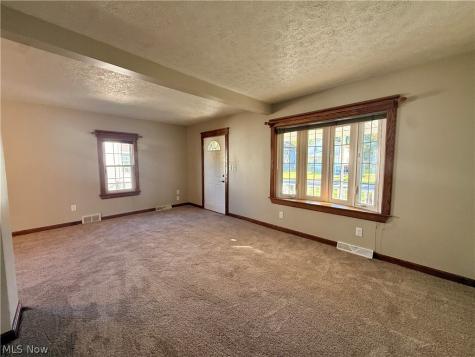 1633 E 34th Street Lorain OH 44055