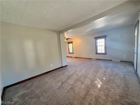 1633 E 34th Street Lorain OH 44055