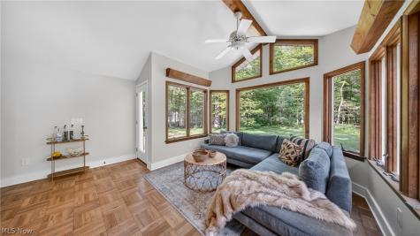 3909 Brainard Road Beachwood OH 44122