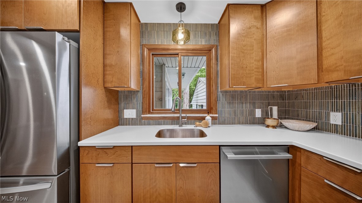 3909 Brainard Road Orange Village OH 44122