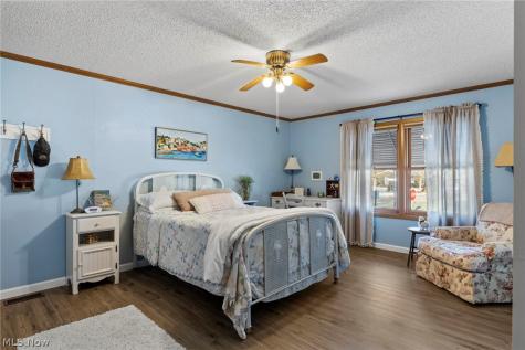 22 Lees Lane Olmsted Twp OH 44138