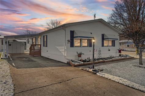 22 Lees Lane Olmsted Twp OH 44138