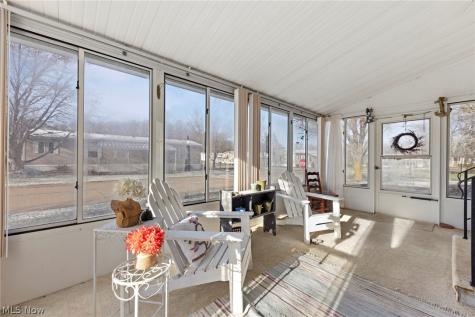 22 Lees Lane Olmsted Twp OH 44138