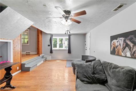 6541 Newton Falls Road Ravenna OH 44266