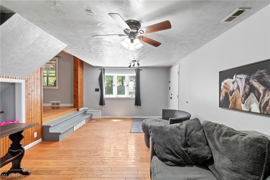 6541 Newton Falls Road Ravenna OH 44266