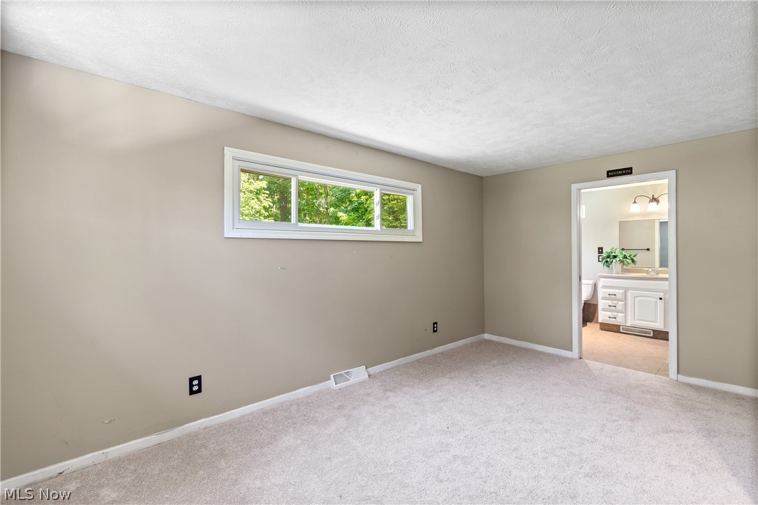 6541 Newton Falls Road Ravenna OH 44266