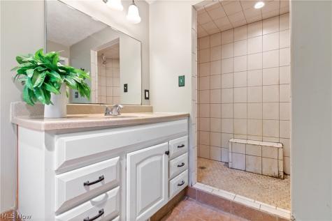 6541 Newton Falls Road Ravenna OH 44266