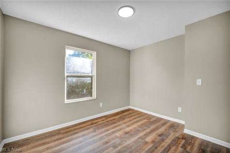 739 E 92nd Street Cleveland OH 44108