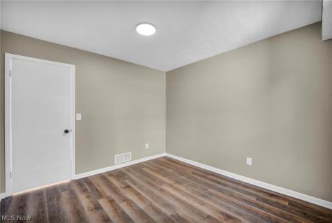 739 E 92nd Street Cleveland OH 44108