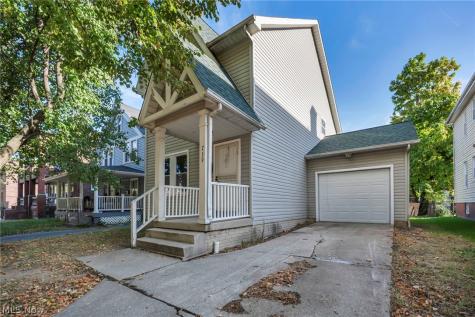 739 E 92nd Street Cleveland OH 44108