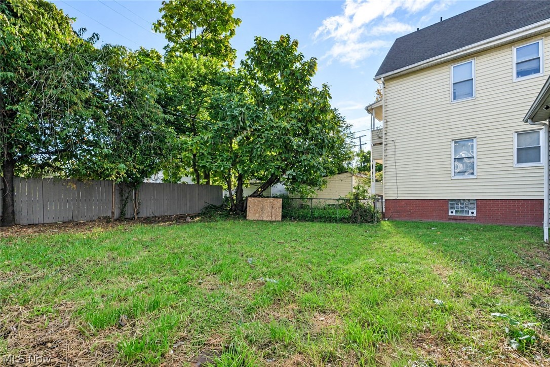 739 E 92nd Street Cleveland OH 44108