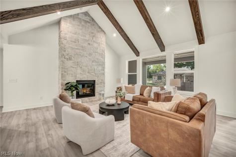 21075 Cedar Creek Drive Strongsville OH 44149