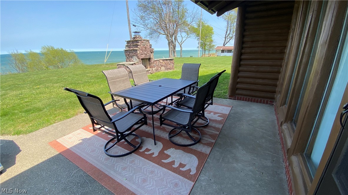 1104 Lake Road Conneaut OH 44030