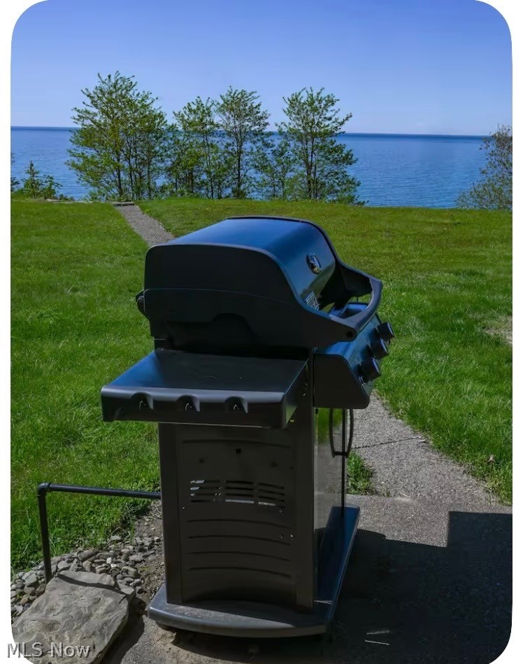 1104 Lake Road Conneaut OH 44030
