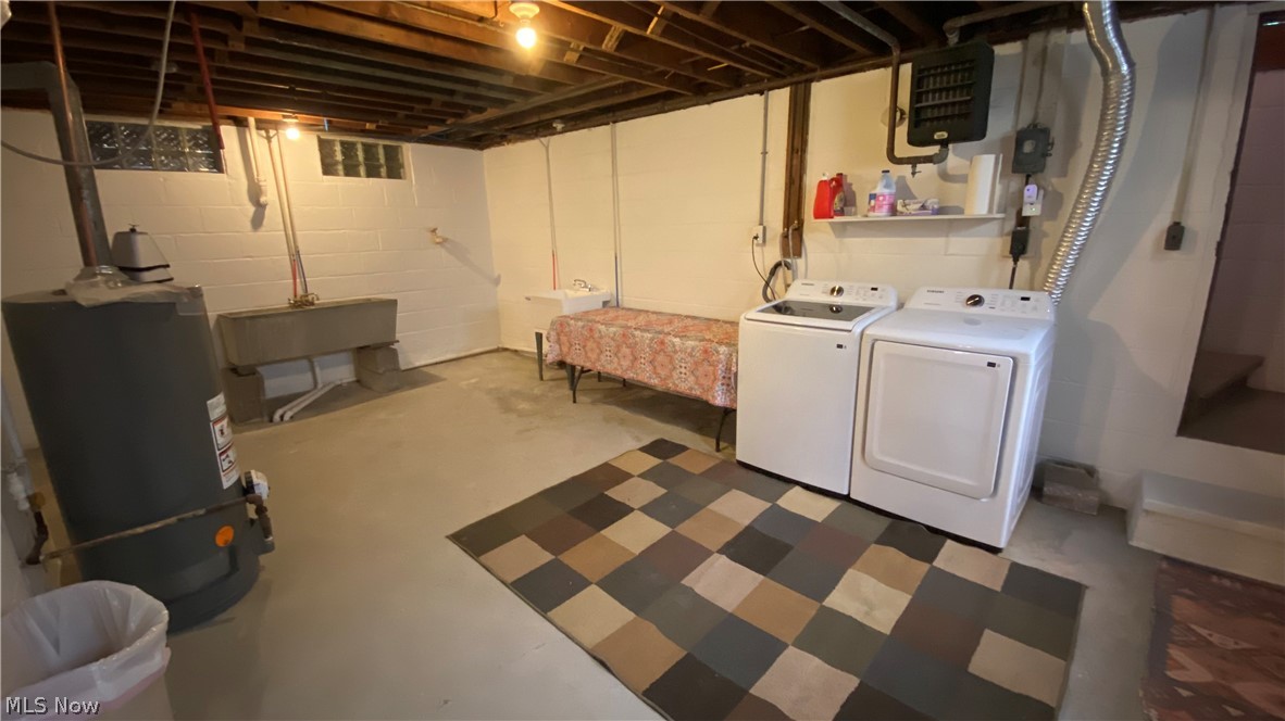 1104 Lake Road Conneaut OH 44030