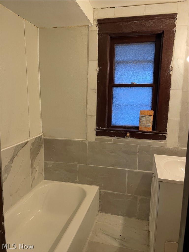 1622 Winchester Avenue Lakewood OH 44107