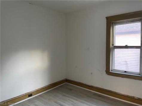 1622 Winchester Avenue Lakewood OH 44107