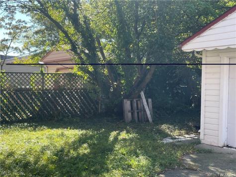 1622 Winchester Avenue Lakewood OH 44107
