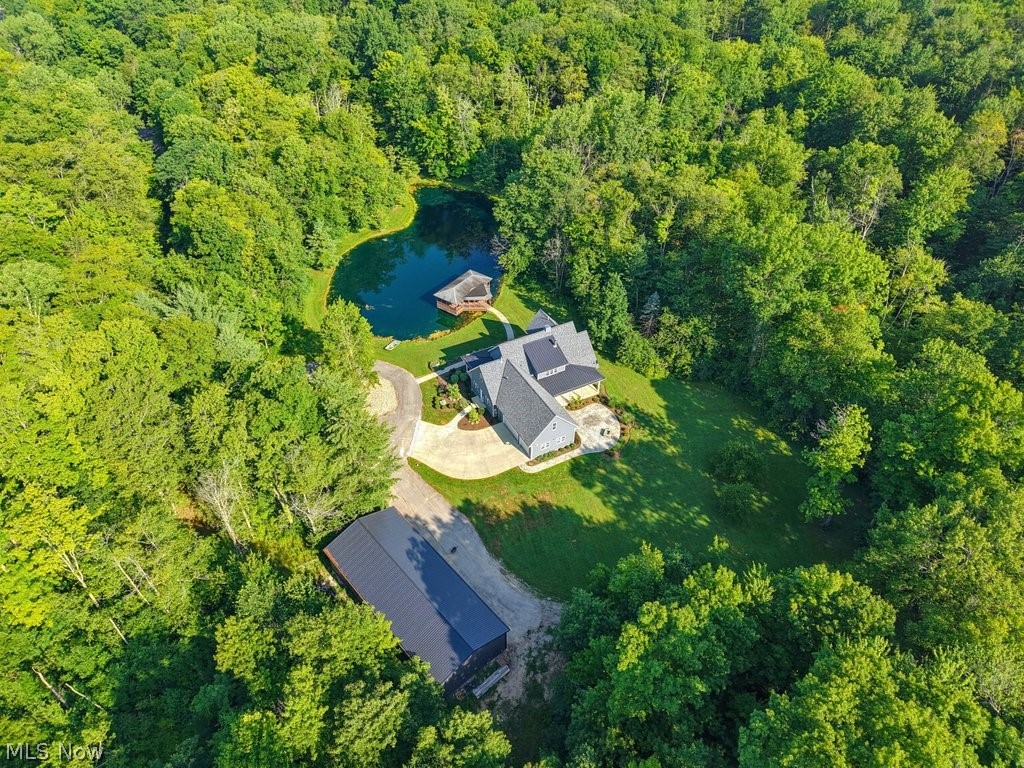 15806 Arbor Trail Newbury OH 44065