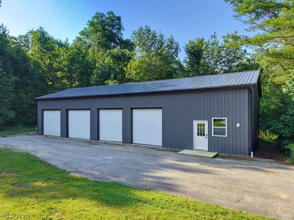 15806 Arbor Trail Newbury OH 44065