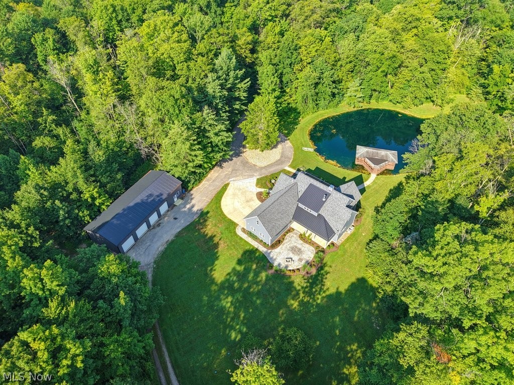 15806 Arbor Trail Newbury OH 44065