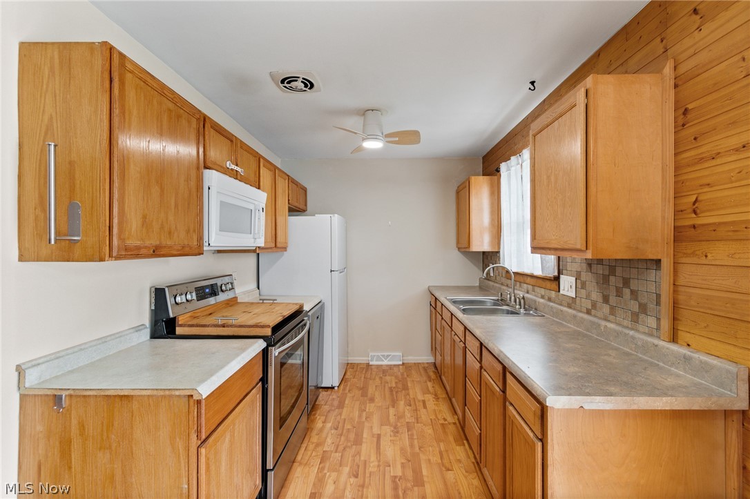2956 Stockton Street Akron OH 44314