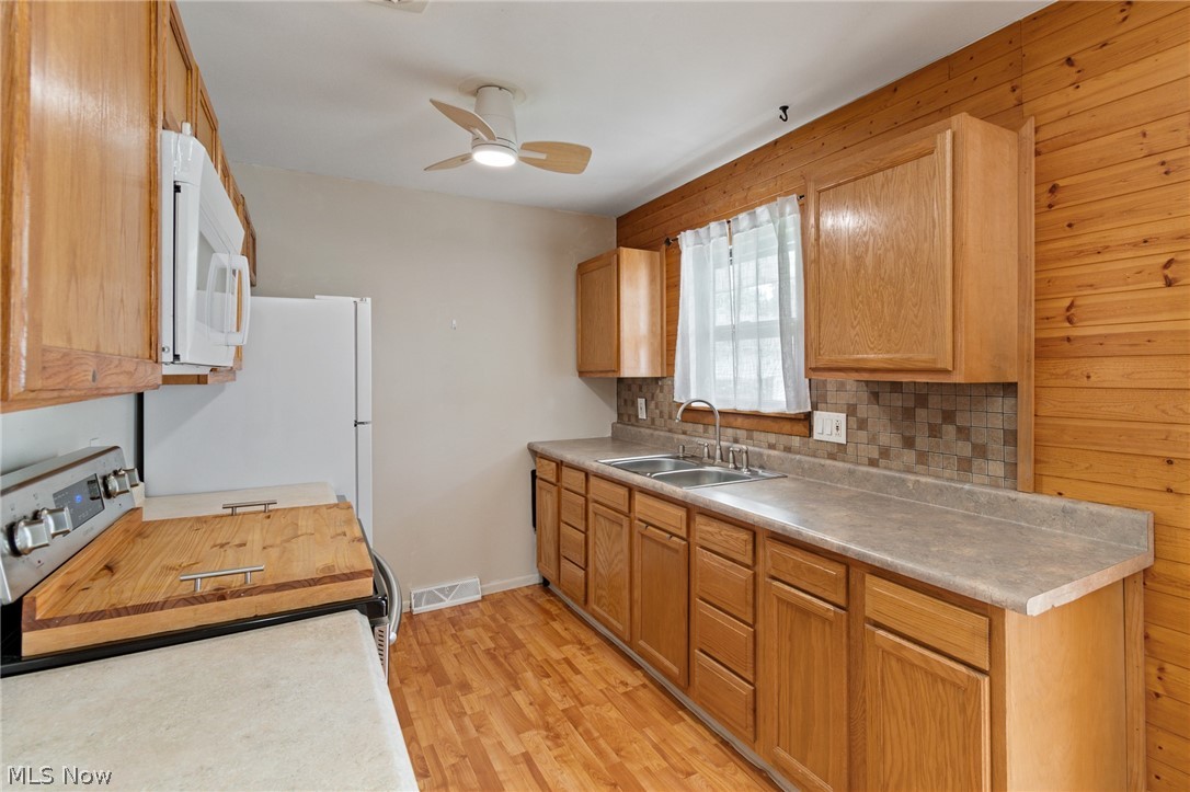 2956 Stockton Street Akron OH 44314