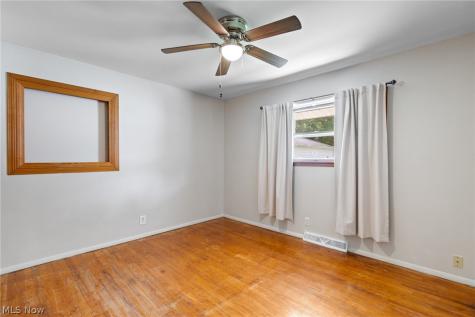 2956 Stockton Street Akron OH 44314