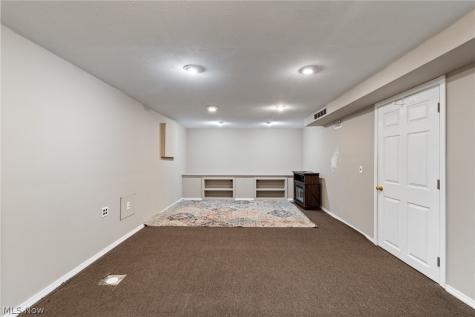 2956 Stockton Street Akron OH 44314