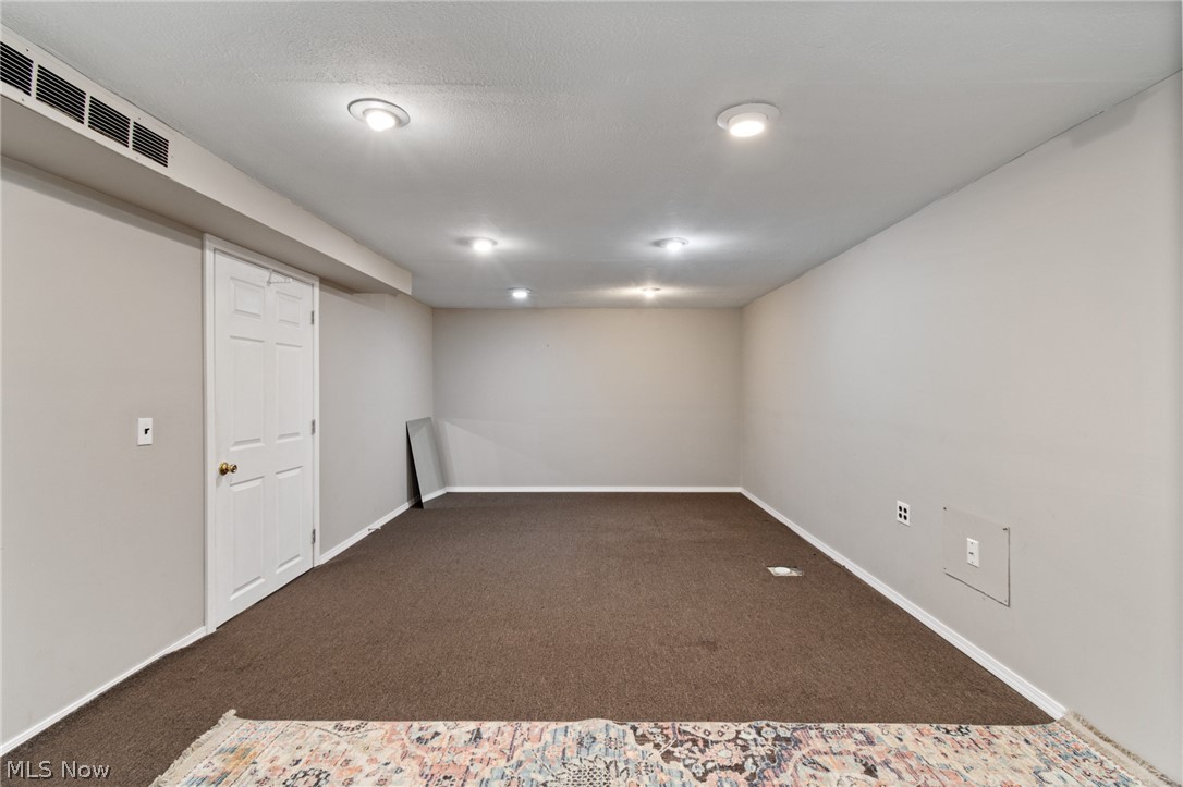 2956 Stockton Street Akron OH 44314