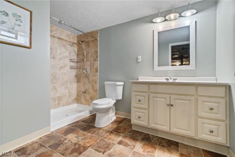 2956 Stockton Street Akron OH 44314