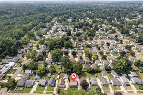 2956 Stockton Street Akron OH 44314