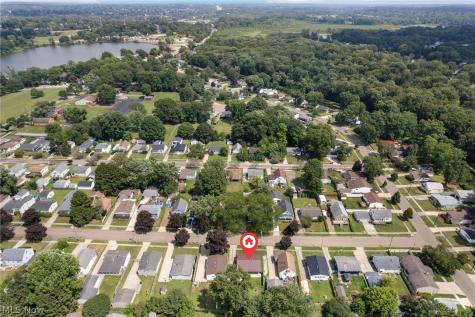 2956 Stockton Street Akron OH 44314