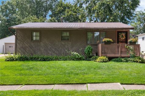 2956 Stockton Street Akron OH 44314