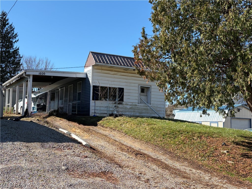 1020 Race Street Zanesville OH 43701